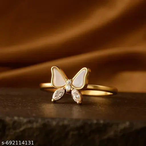 Luxury rings India featured in gold and silver with colorful gemstones for elegant occasions