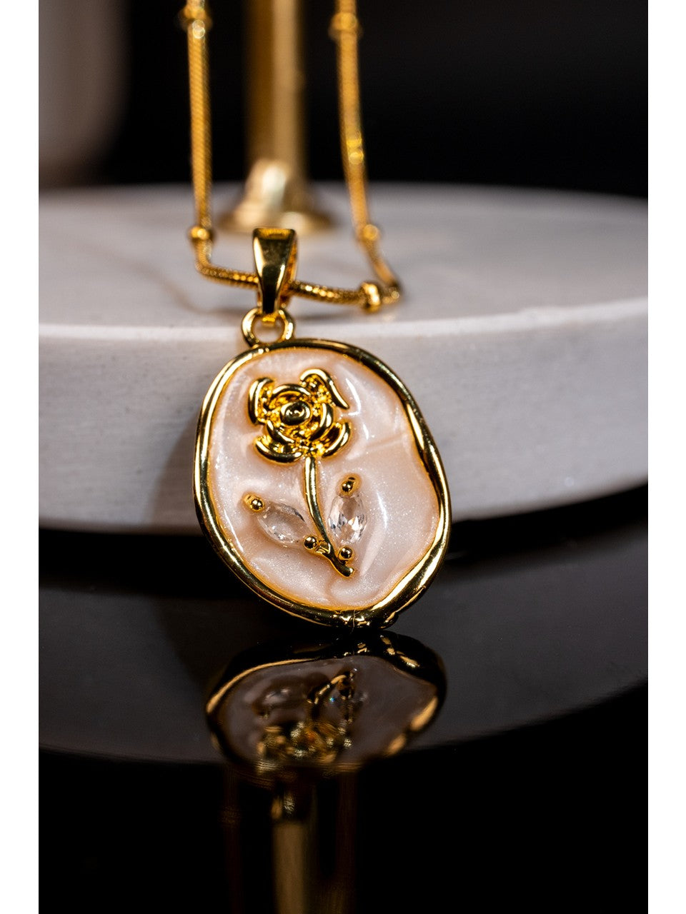 Gold Plated Oval Floral Pendant Necklace for Women – Elegant Pearl Finish Medallion Necklace