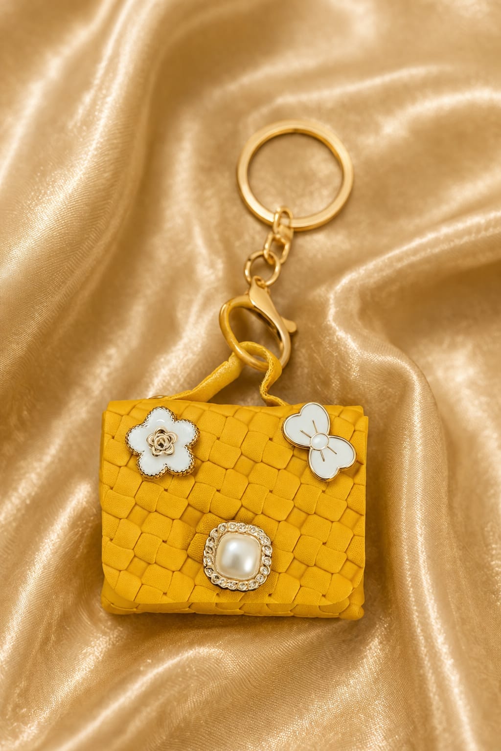 Luxury Yellow Woven Mini Handbag Keychain for Women & Girls | Floral Purse Bag Charm | Cute Silicone Key Ring | Handbag, Backpack & Car Key Accessory
