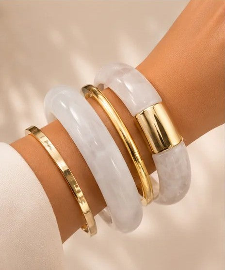 Luxury White Resin & Gold Cuff Bangle Set for Women | Minimalist Statement Bracelet | Premium Fashion Jewelry