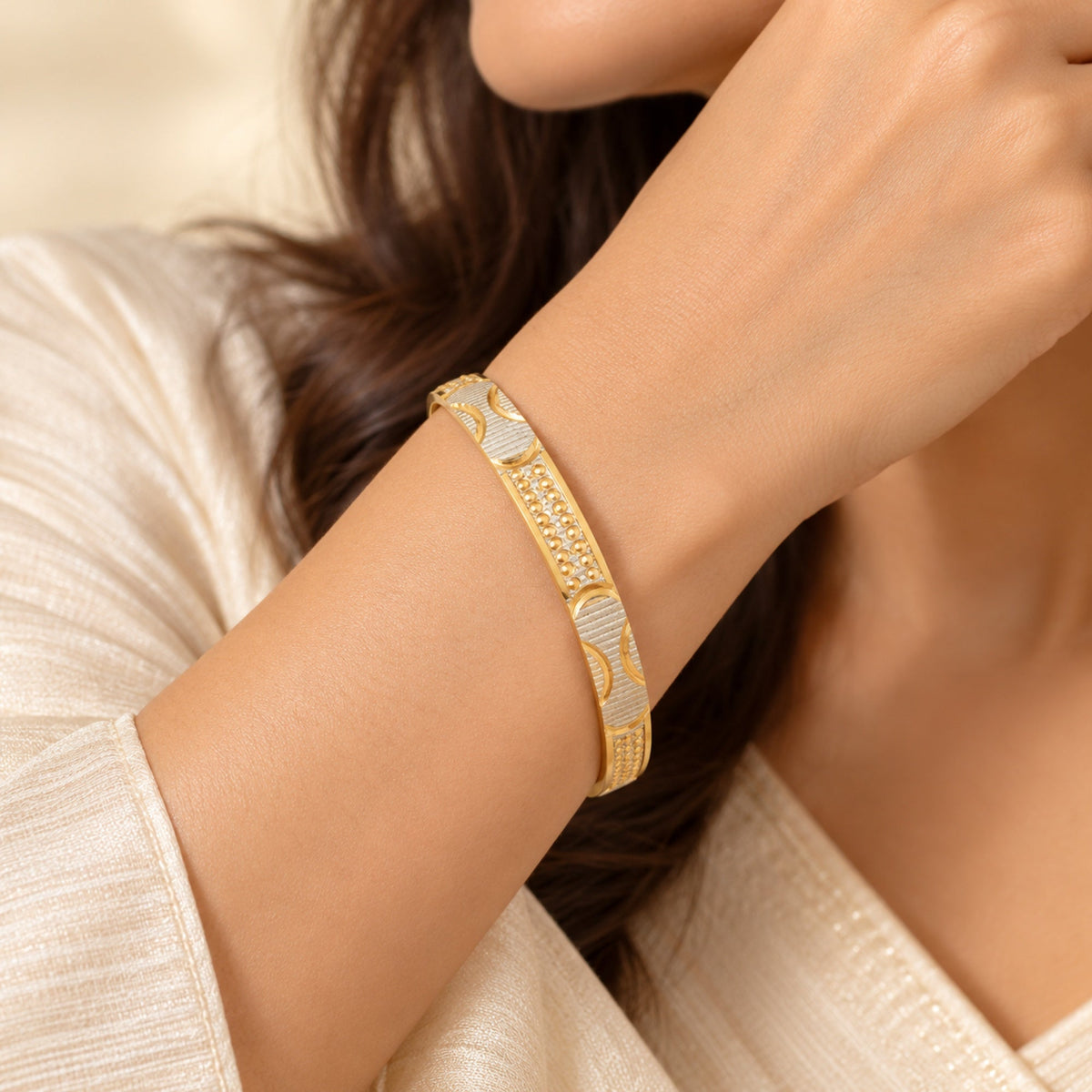 Iris Elegance BANGLE ASTRIA JEWELLERY