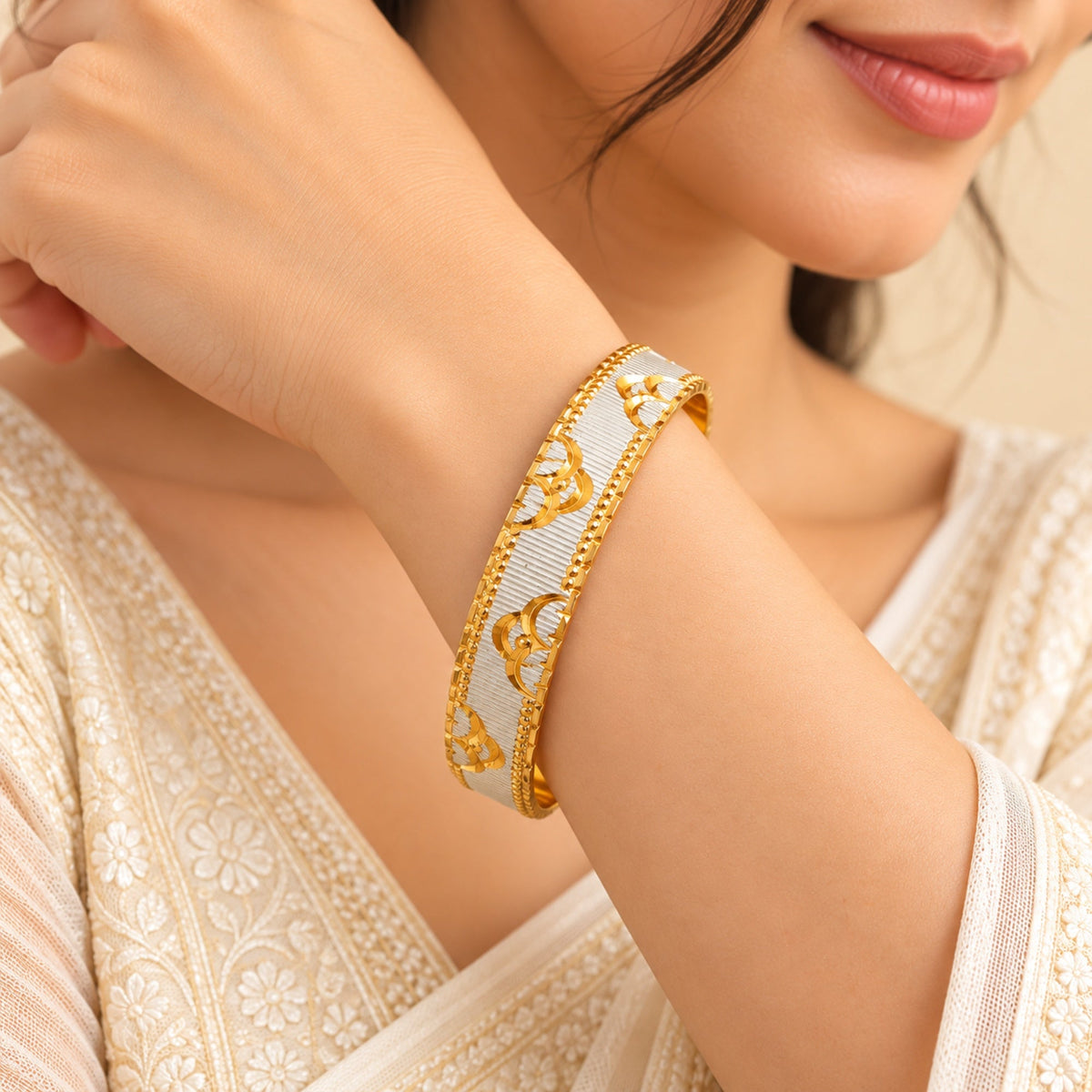 Aarohi Allure BANGLE ASTRIA JEWELLERY