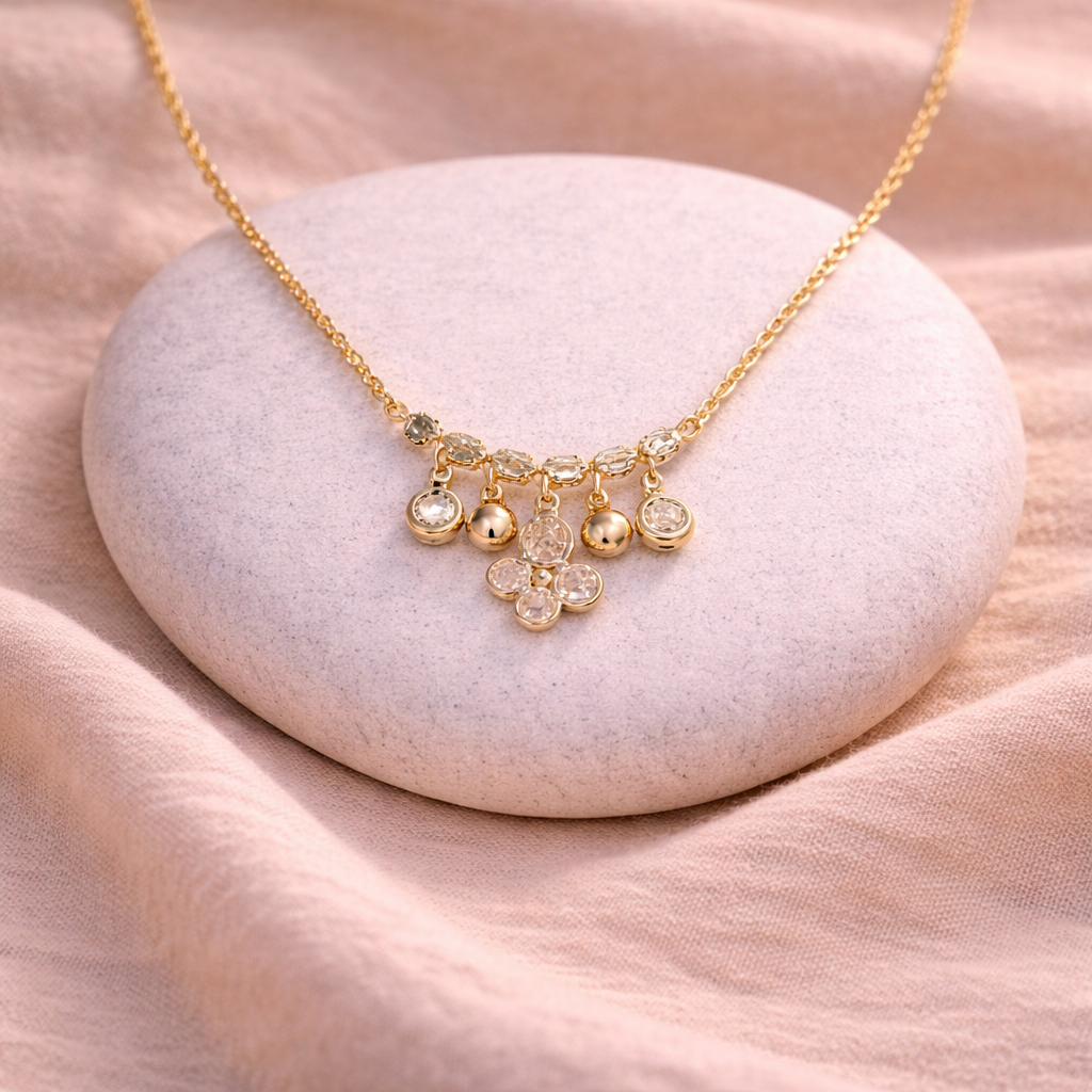 Floral Pendant Necklace