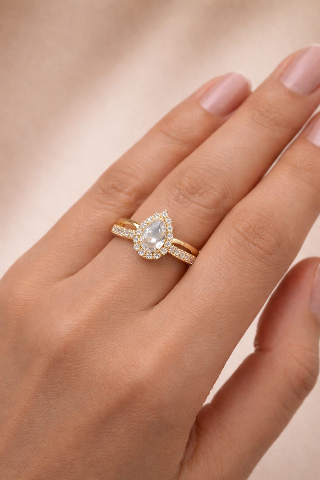 Astria Jewellery Classic Gold Teardrop Ring with White Stone – Luxury Gift for Girlfriend or Wife |18K Gold Plated Stainless Steel, Customizable