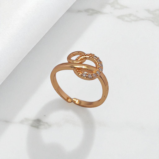 Sizzling Graceful Ring