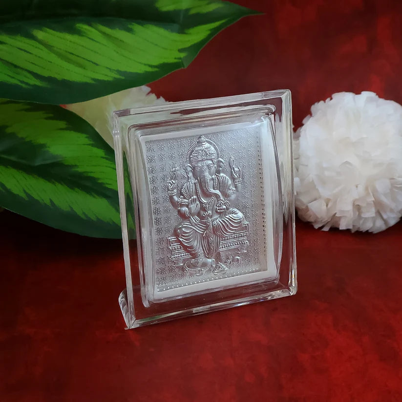 Lord Ganesha Silver-Plated Photo Frame Elegant Spiritual Decor Astria Jewellery