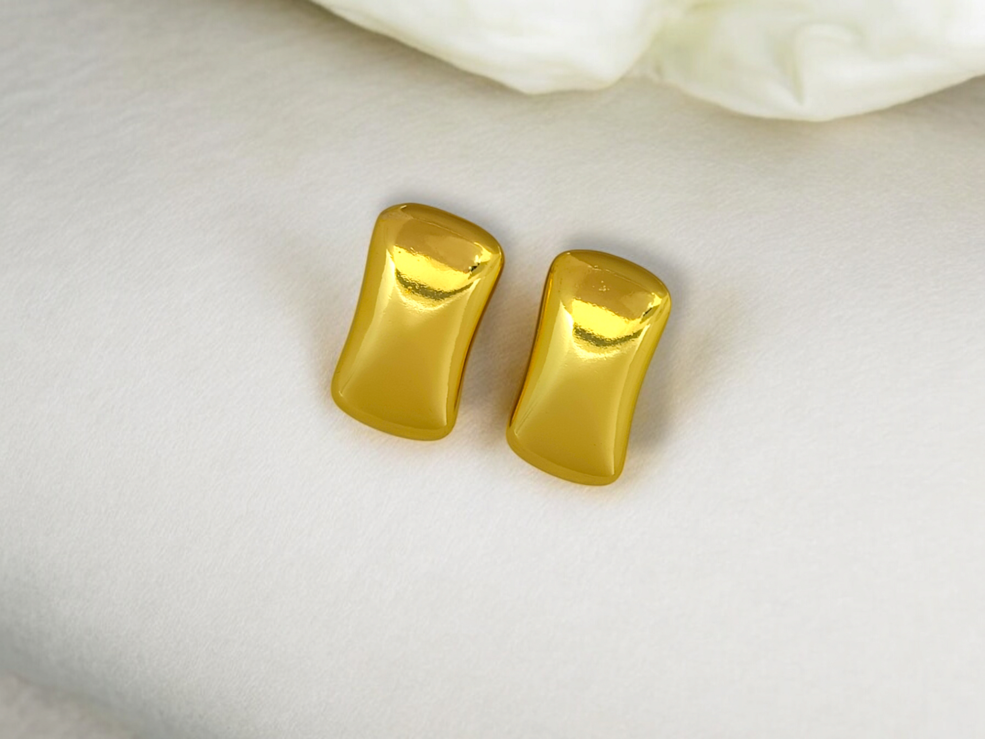 Astria Jewellery Gold Plated Curved Rectangle Stud Earrings for Women | Modern Minimal Gloss Finish | Chic Daily Wear & Party Jewellery Astria Jewellery