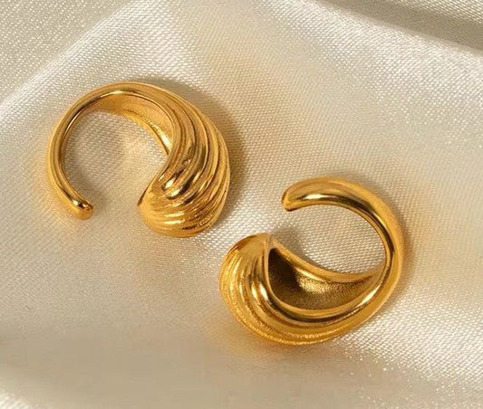 Minimalist Gold Ear Cuff for Women | No Piercing Ear Cuff | Anti-Tarnish Chunky Cartilage Cuff Earring Astria Jewellery