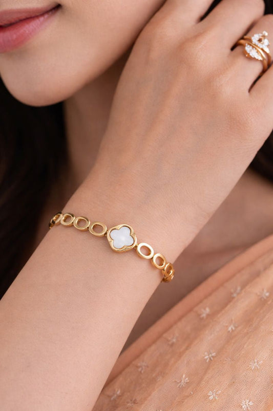 Stylish Gold Bracelet Astria Jewellery