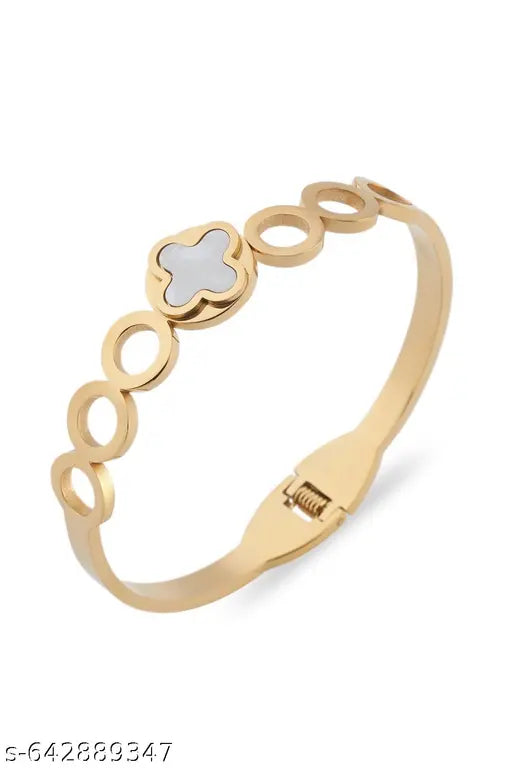 Stylish Gold Bracelet Astria Jewellery